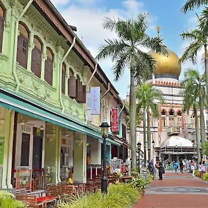 Cube Boutique Capsule At Kampong Glam Singapour
